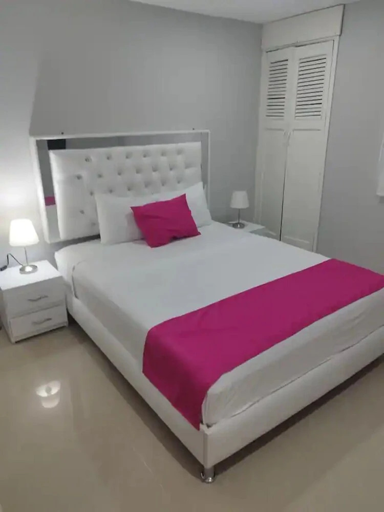 Foto - Hotel BM-17 Cerca Al Mar Con Aire Acondicionada y Wifi