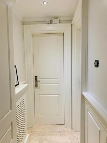 Photo - Tito Suite