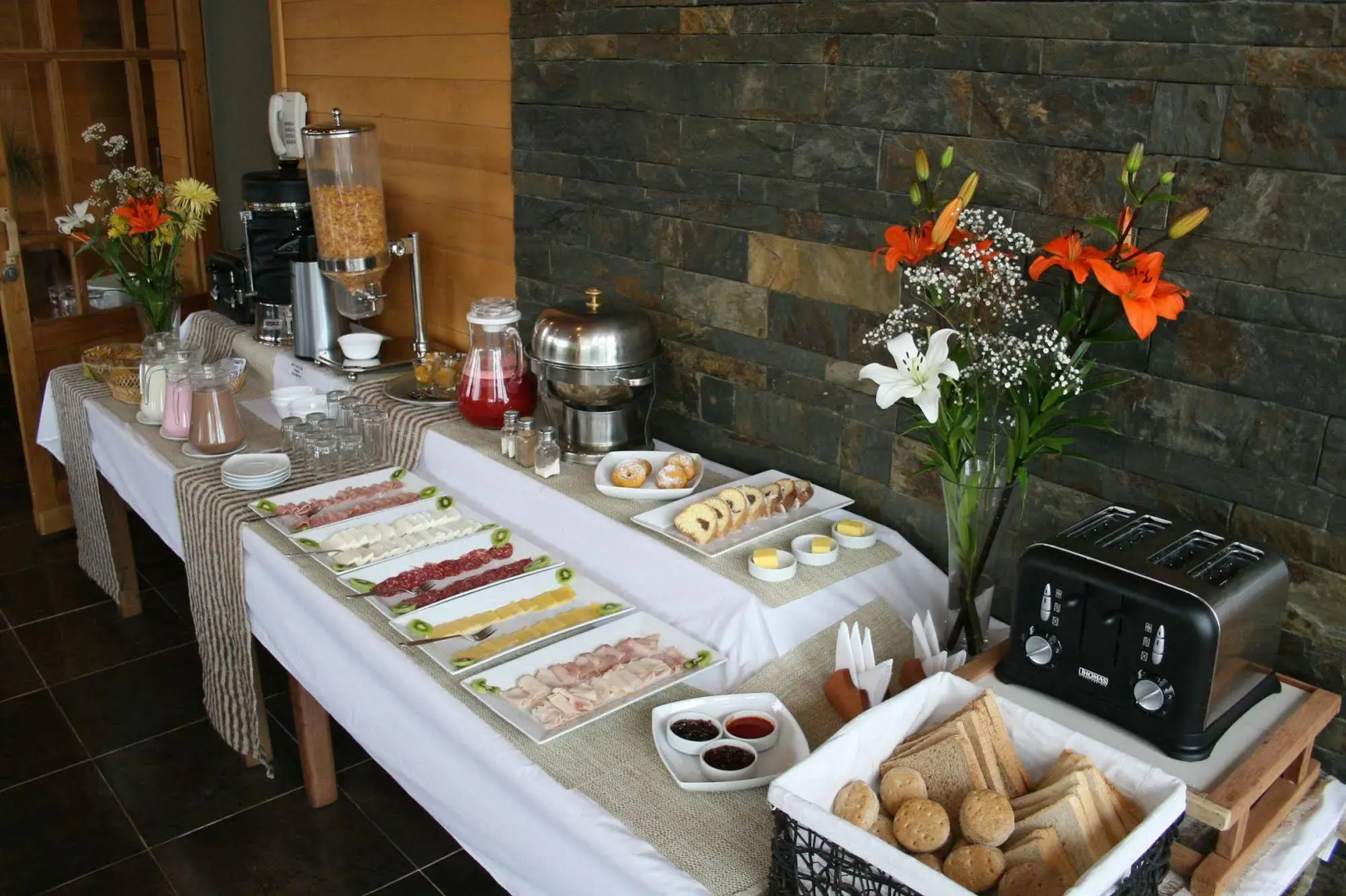 Photo - Puerto Chico Hotel