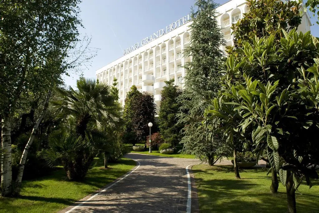 Photo - ABANO GRAND HOTEL – Lifestyle Spa & Fine Dining