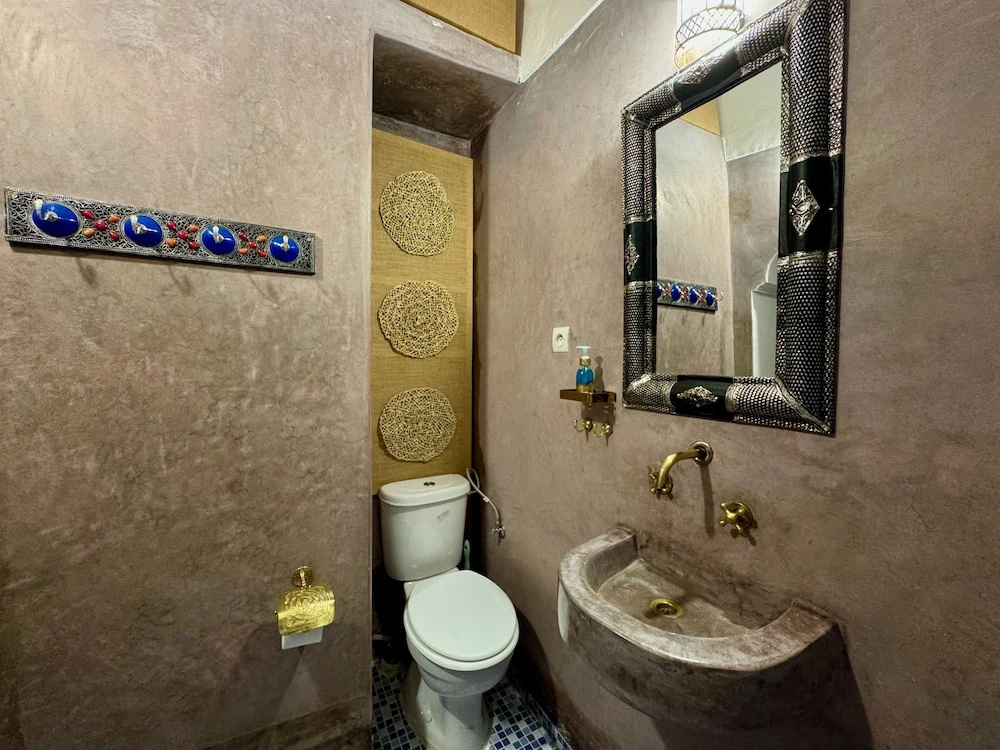 Photo - Riad Taghia
