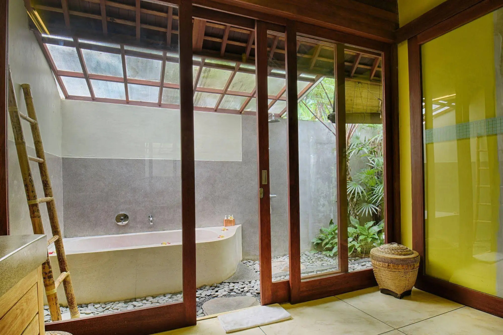 Foto - Samkhya Villas - Free 1x Floating Breakfast or Minibar