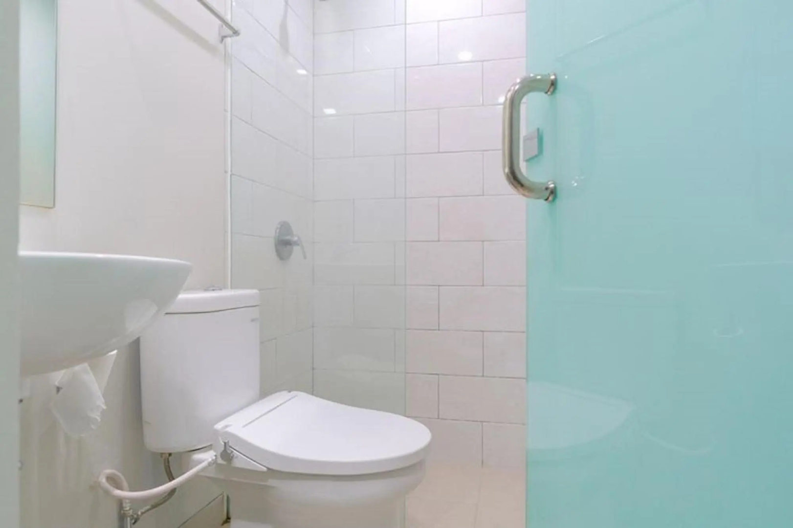 Photo - LeGreen Suite Sudirman