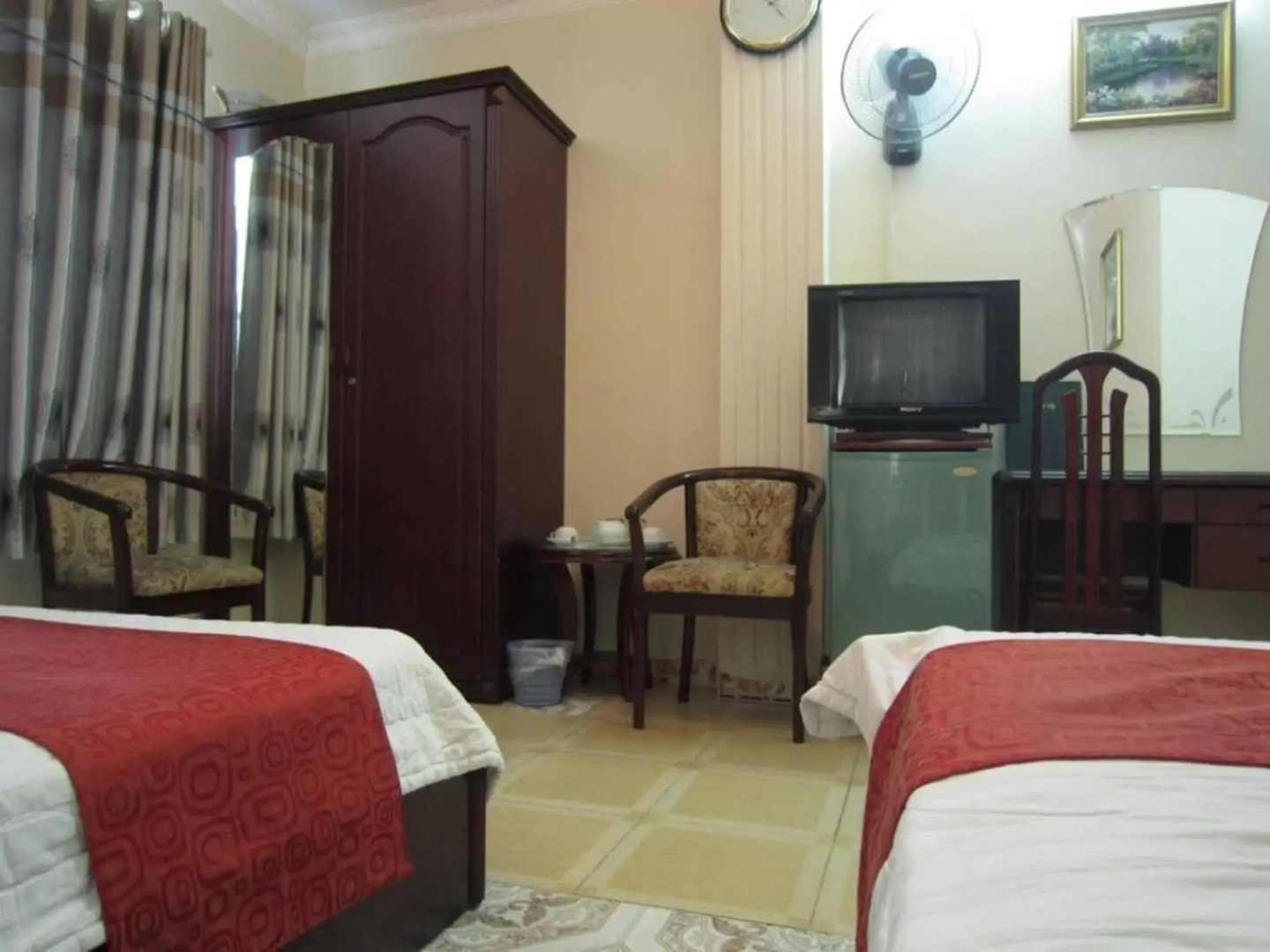 Photo - Tan Hoang Long Hotel