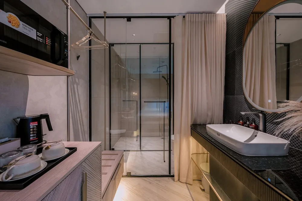 Photo - iRest Signature Ba Dinh Lakeside