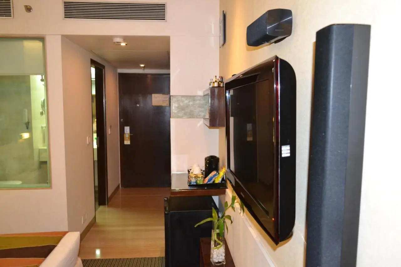 Foto - Sayaji Pune
