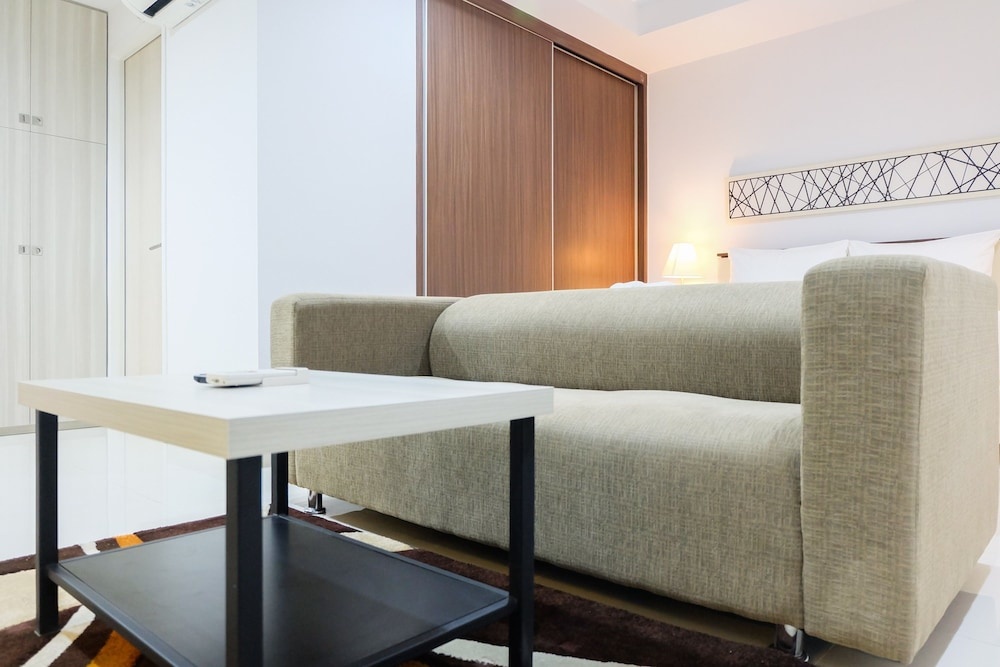 Spacious Studio Apartment @ Azalea Suites