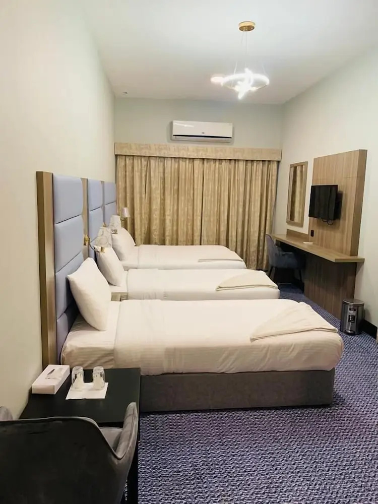 Photo - Silver Sand Hotel