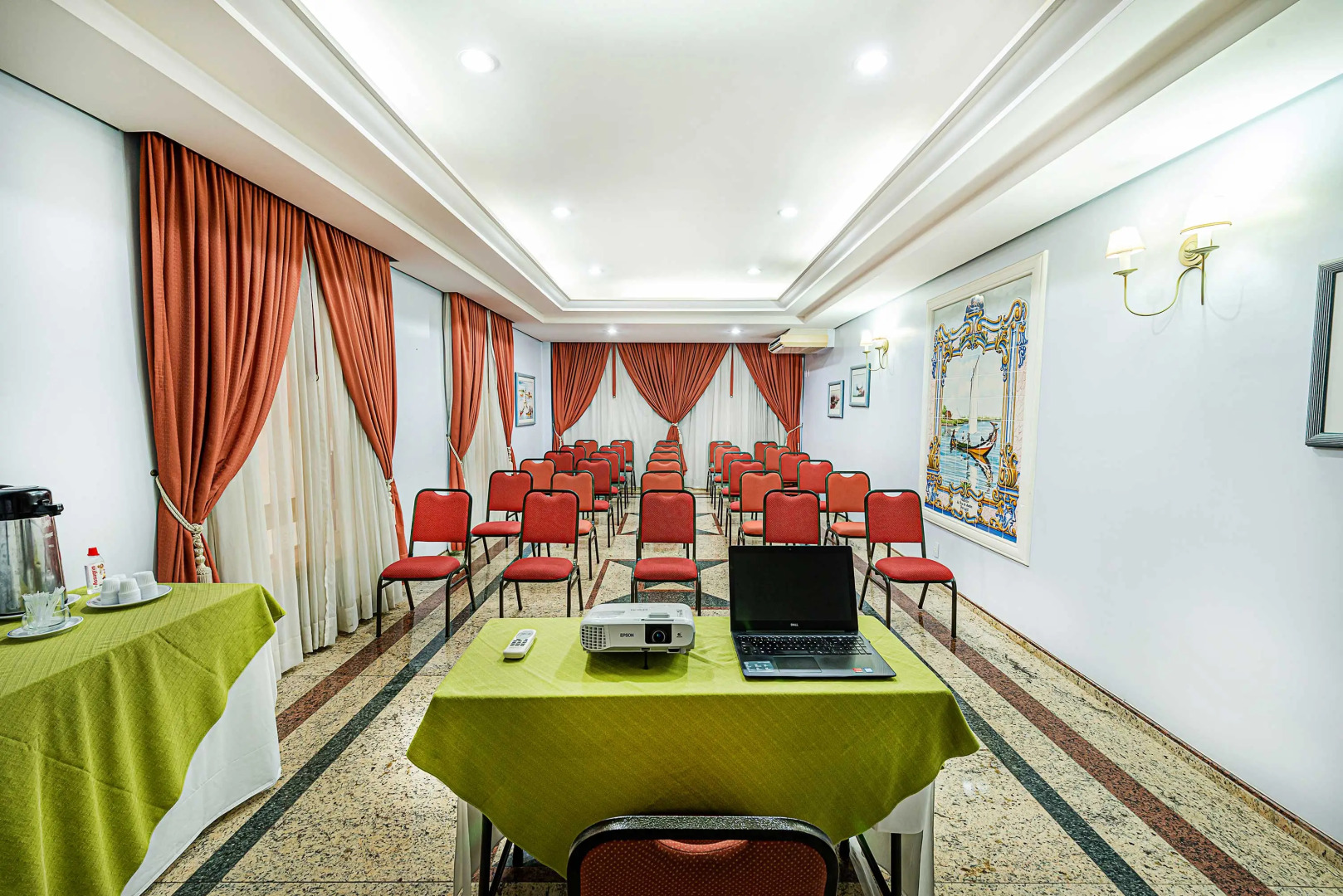 Foto - Hotel Euro Suite Campinas by Nacional Inn - Próximo ao Cambuí