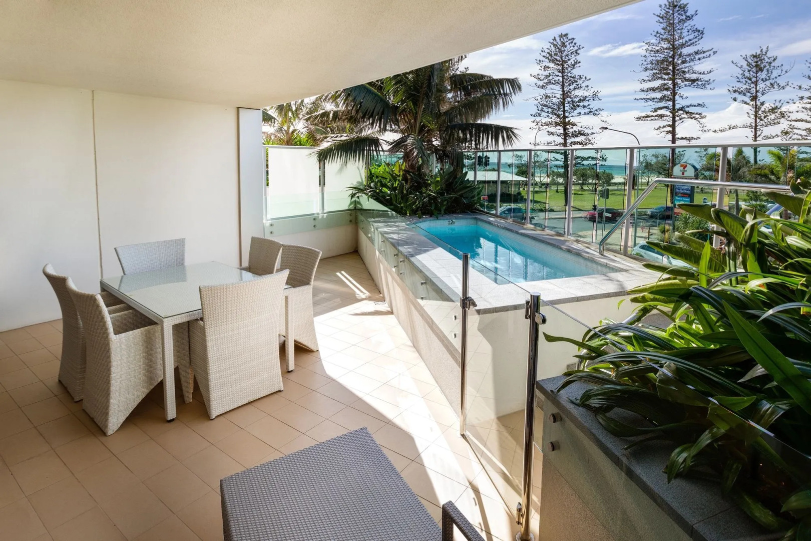 Foto - Nirvana By The Sea