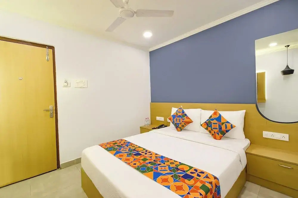 Photo - Fabhotel Cinco Primera - Nr LV Prasad, Banjara Hills