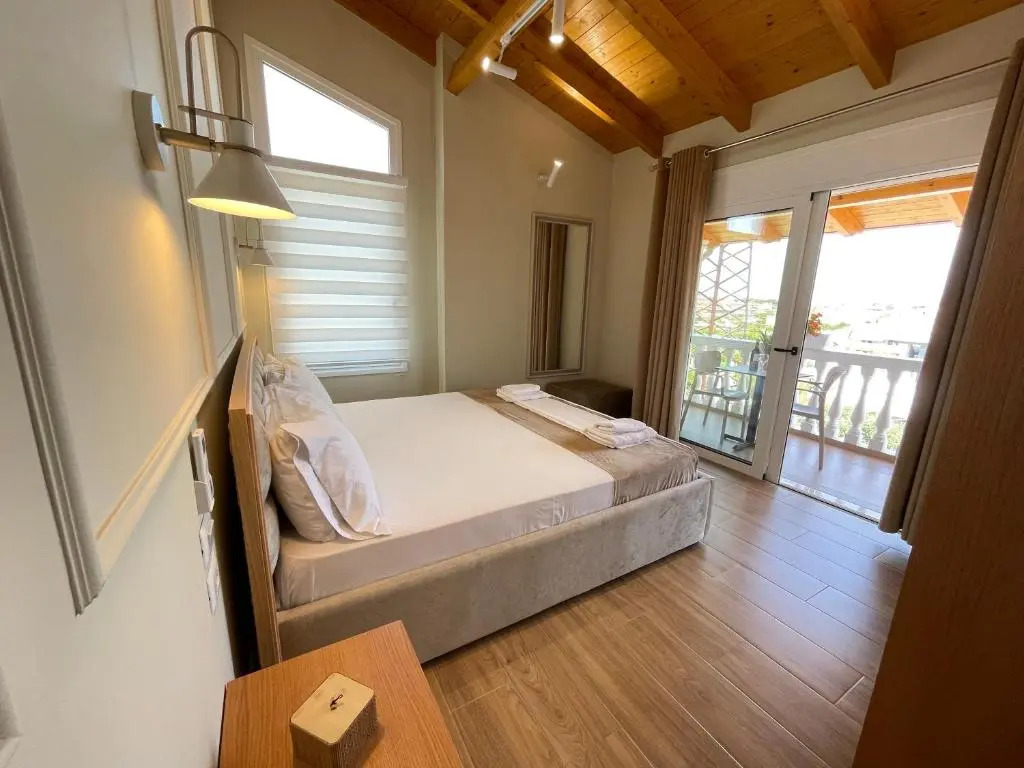 Photo - Arial Penthouse Suites