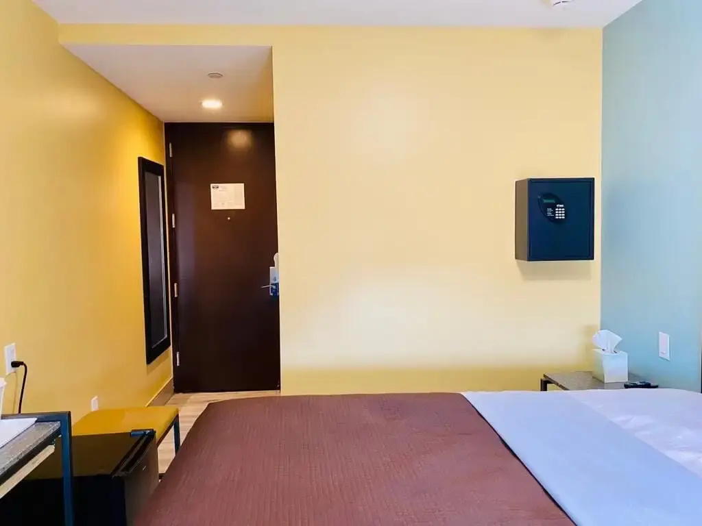 Photo - Rodeway Inn Near JFK Airport