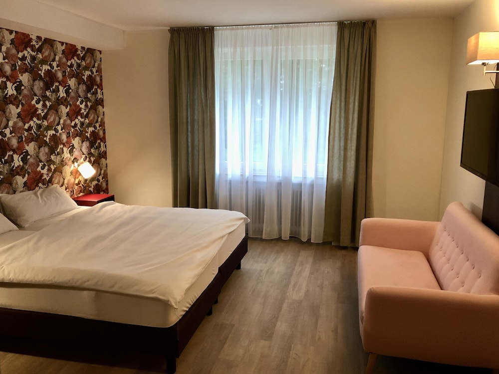 Photo - Fährhaus am Rhein Hotel Düsseldorf