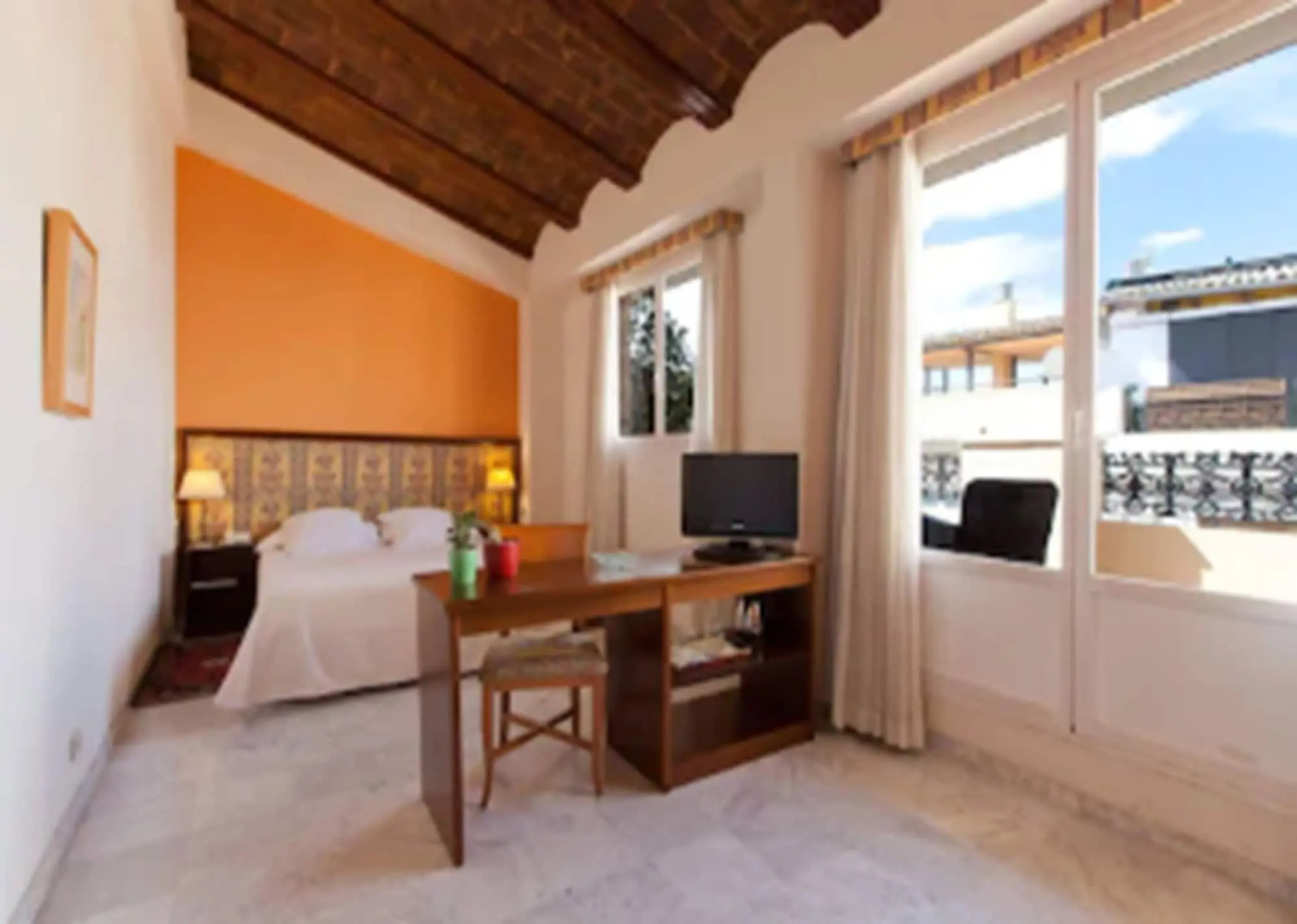 Foto - Ad Hoc Monumental 1881