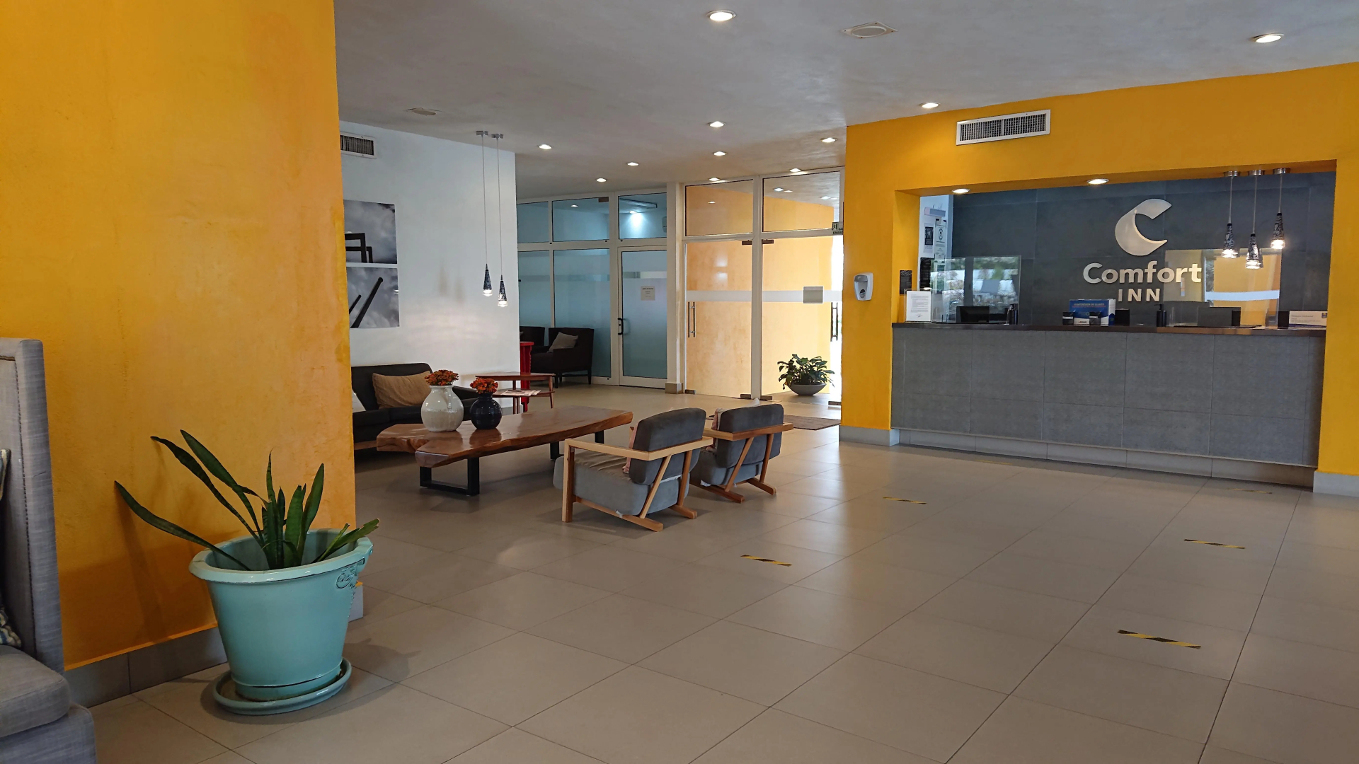 Photo - Comfort Inn Monterrey Valle