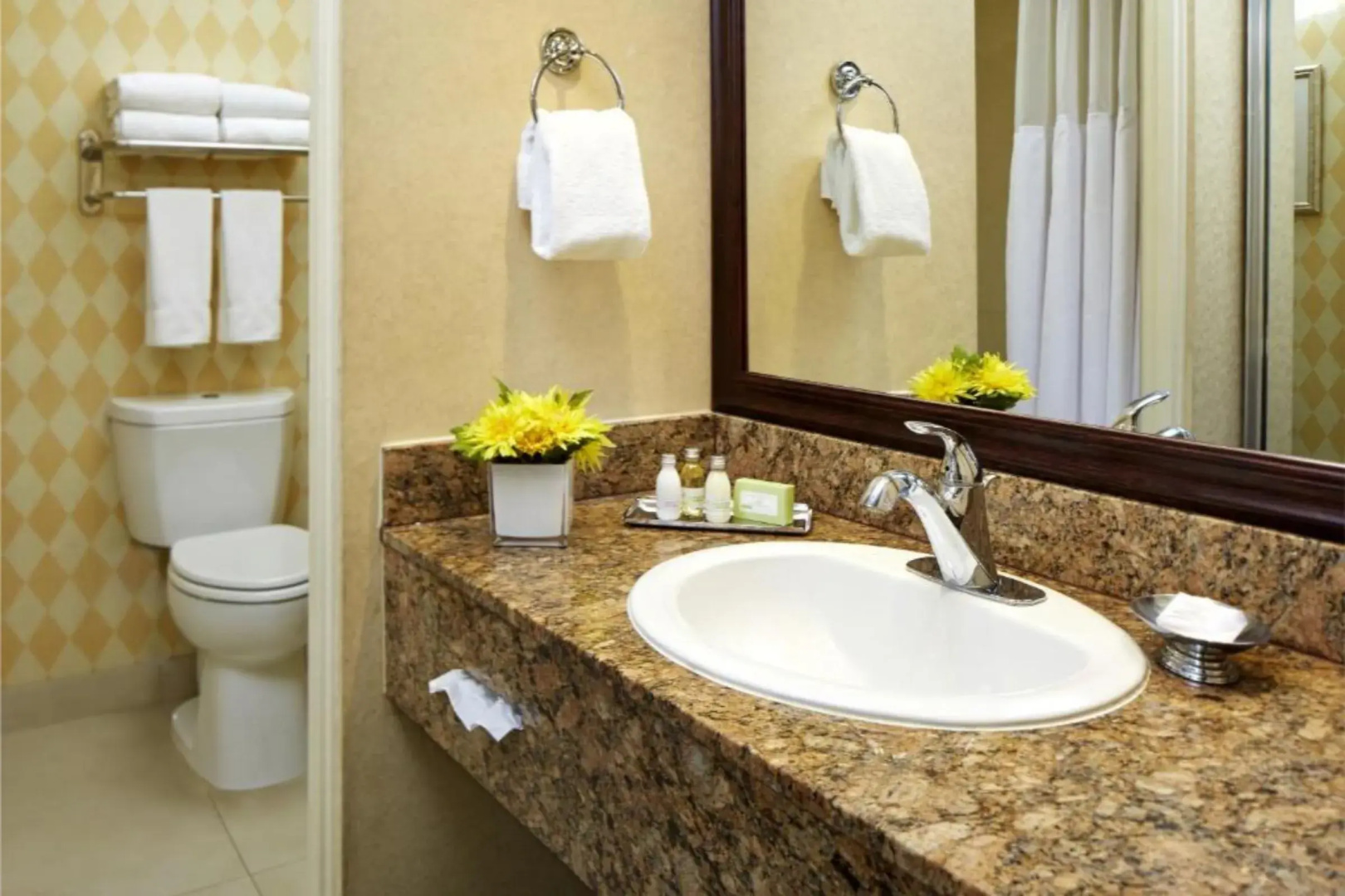 Photo - Anaheim Portofino Inn & Suites