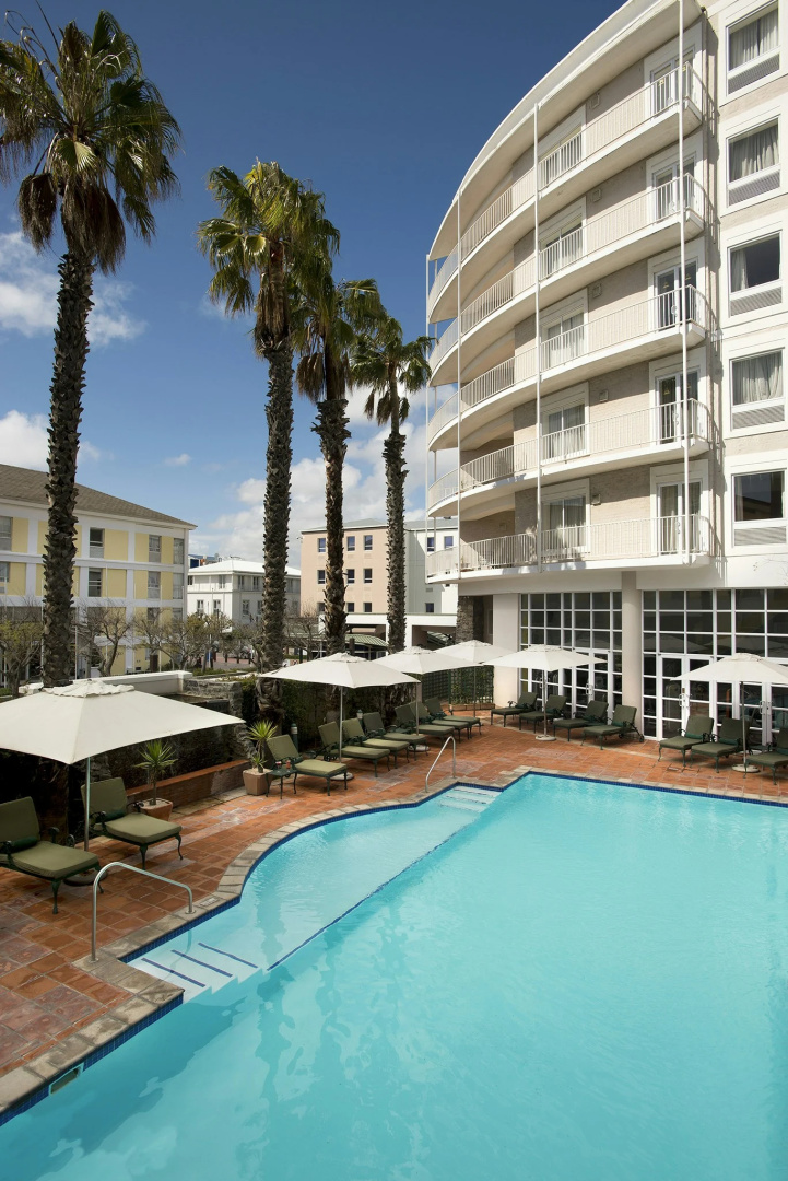 Photo - The Commodore Hotel