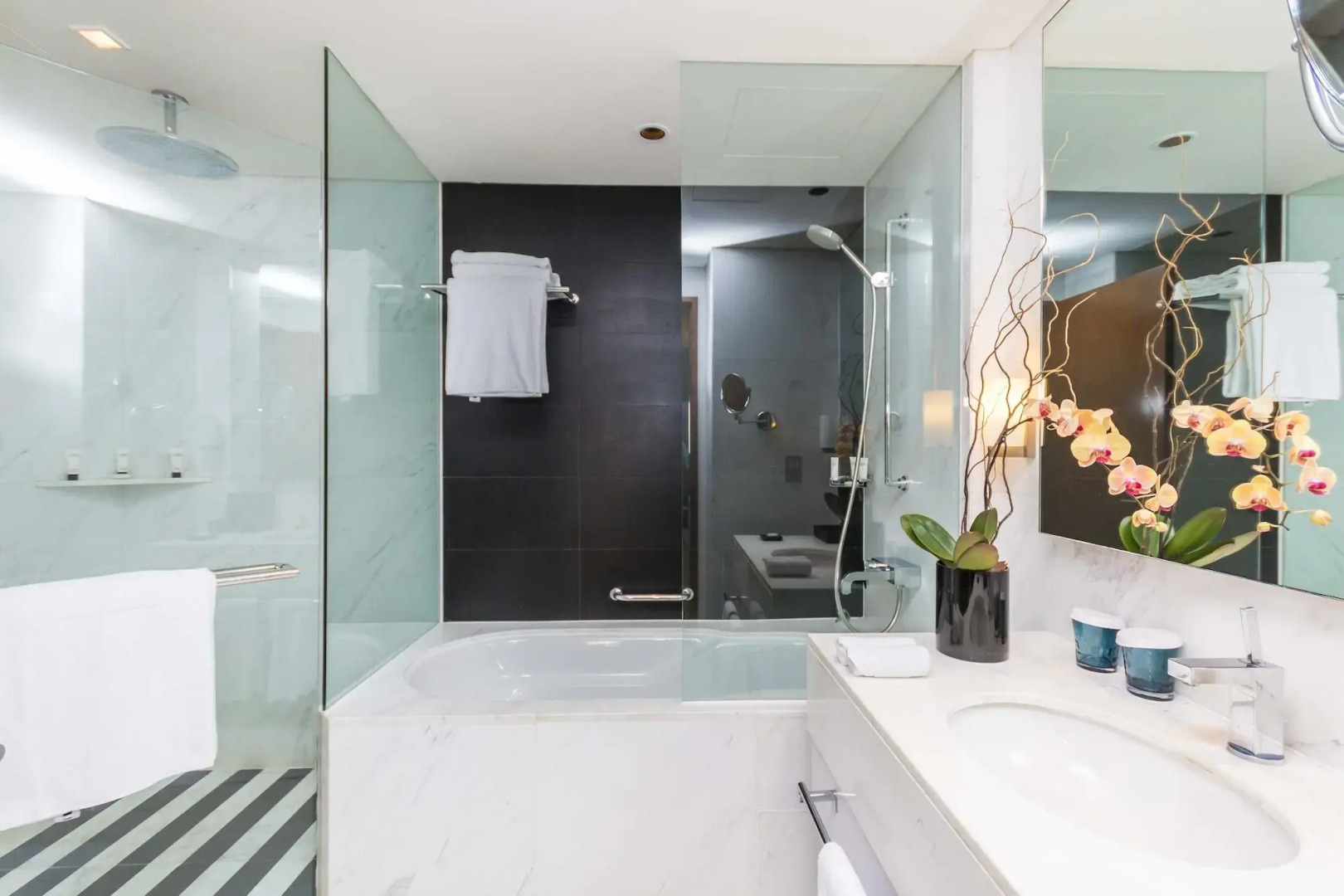 Foto - Westminster Dubai Mall