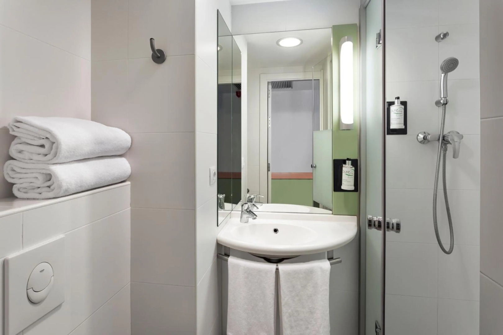 Photo - B&B HOTEL Zaragoza Plaza Mozart