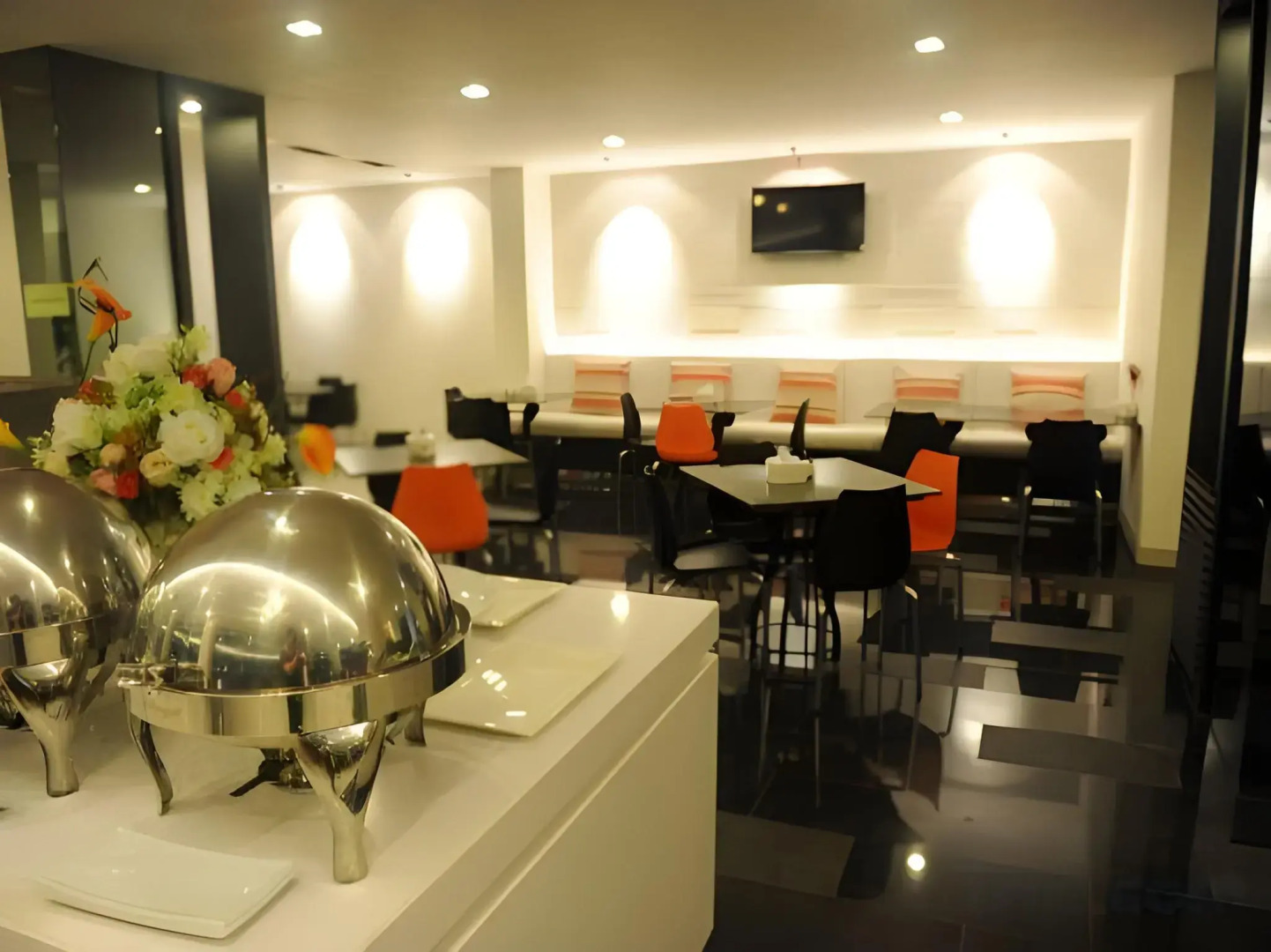 Photo - Leenova Hotel