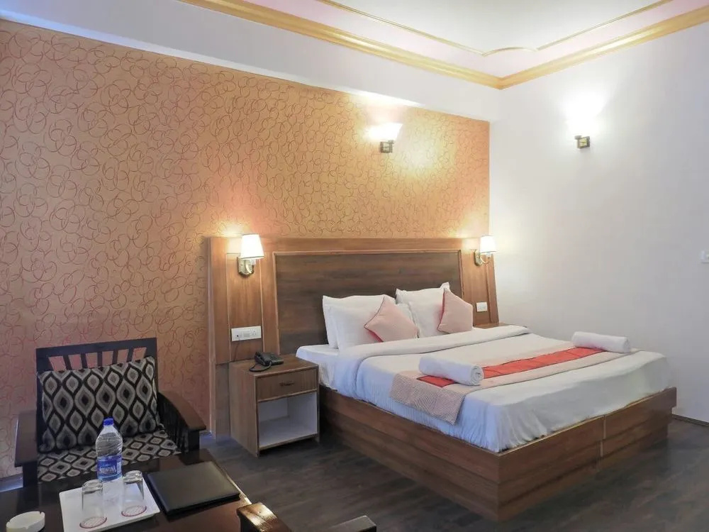 Foto - Hotel Taksh inn, Near Karol Bagh, Metro Station