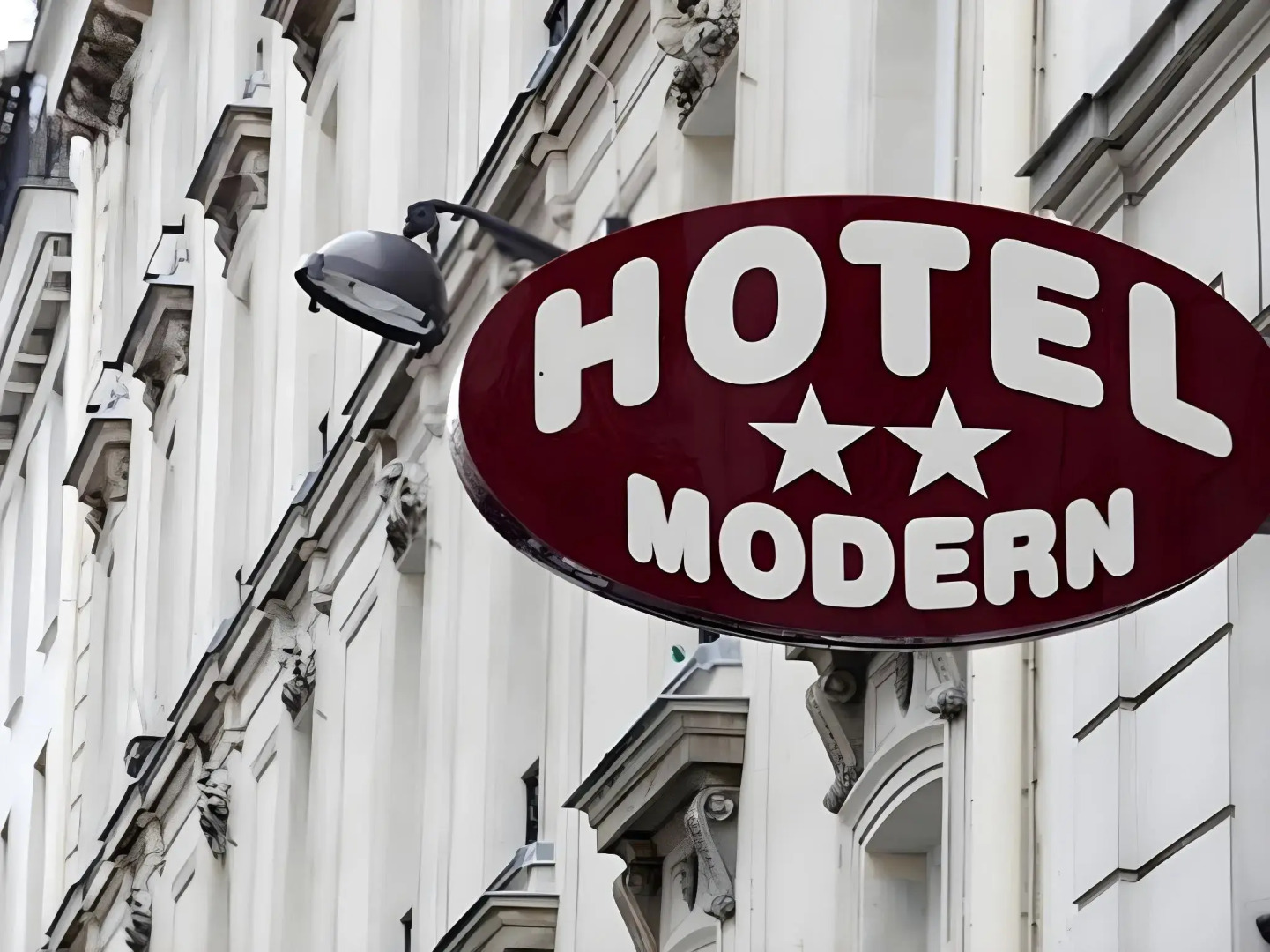 Photo - Modern Hotel