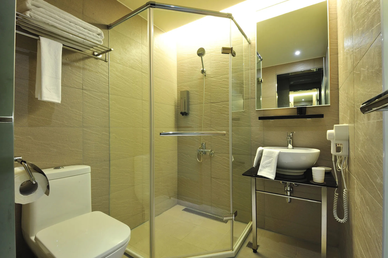 Foto - Forward Suites II