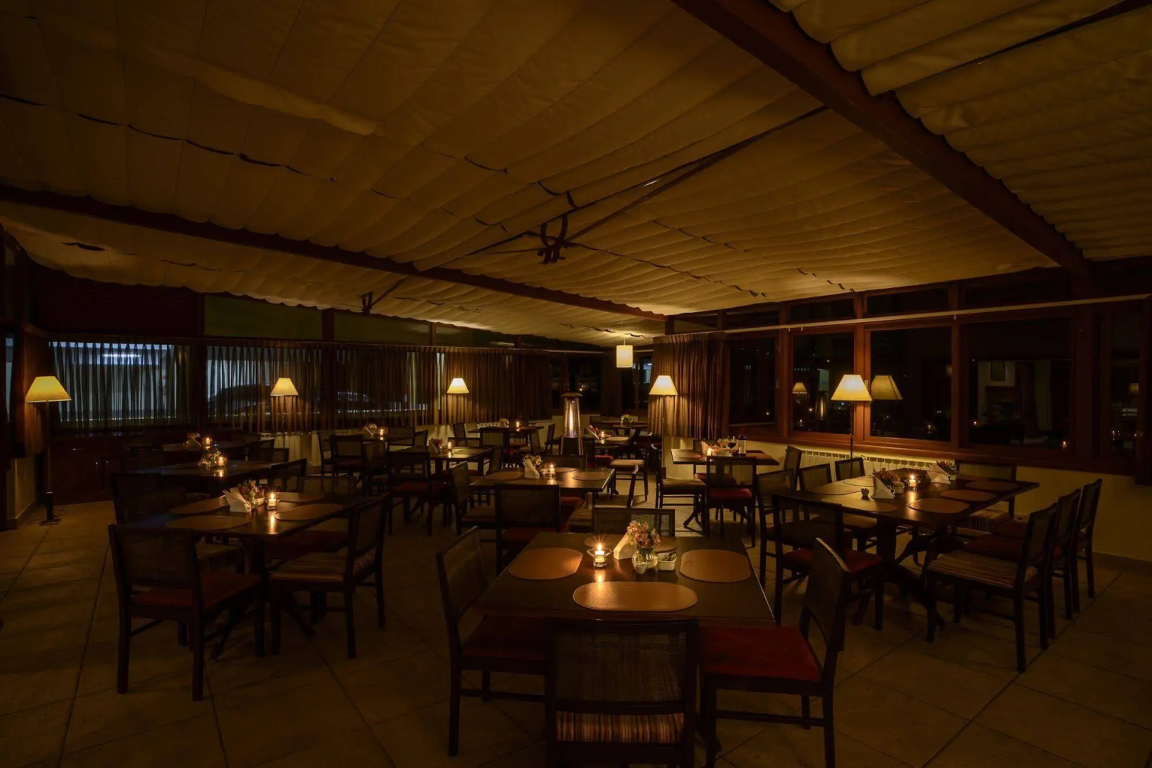 Foto - Hotel Le Renard - Campos do Jordao