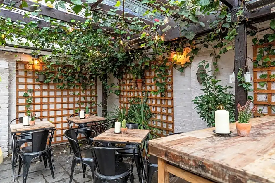 Foto - The Wolfpack Inn