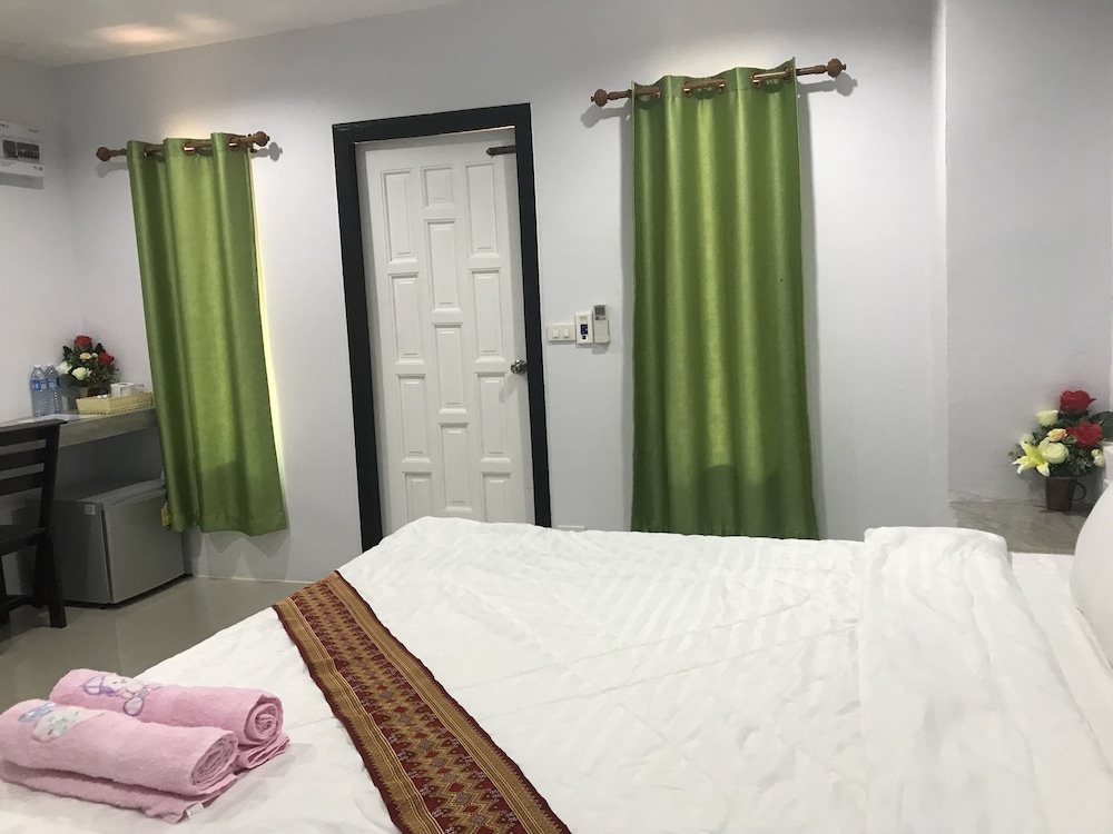 Kanyaphat Gardenview Resort