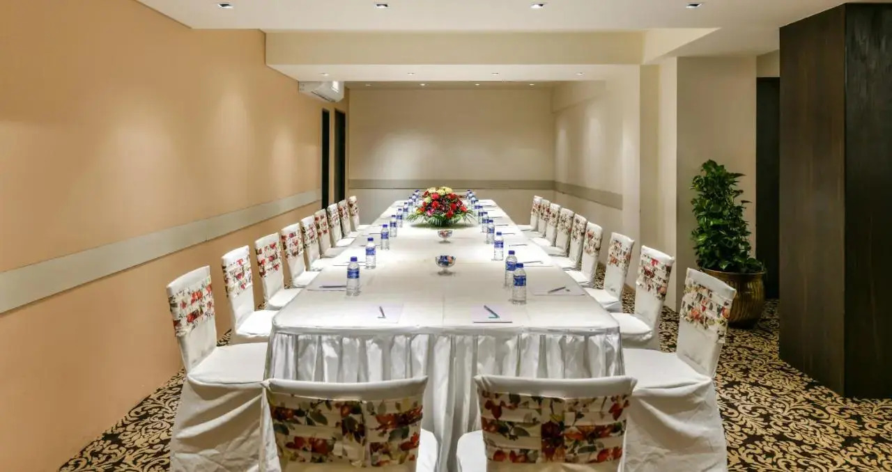 Foto - The Paradise By Tunga