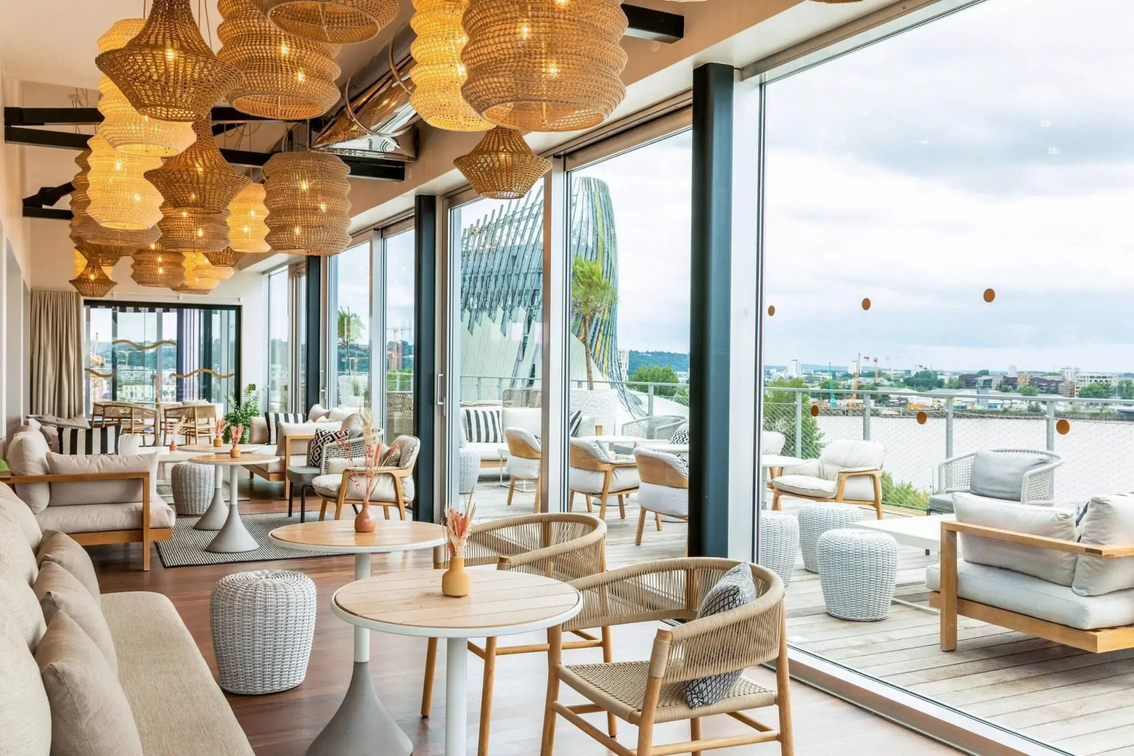 Photo - Renaissance Bordeaux Hotel