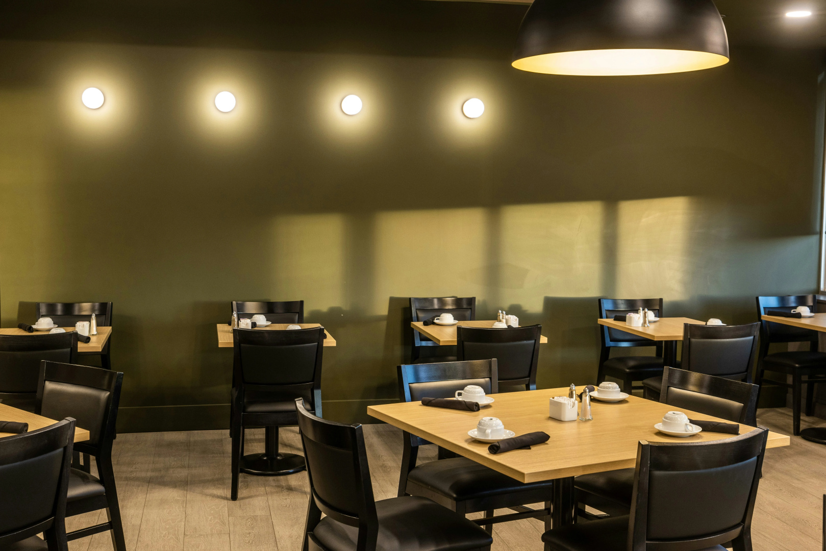 Photo - DoubleTree by Hilton Calgary North
