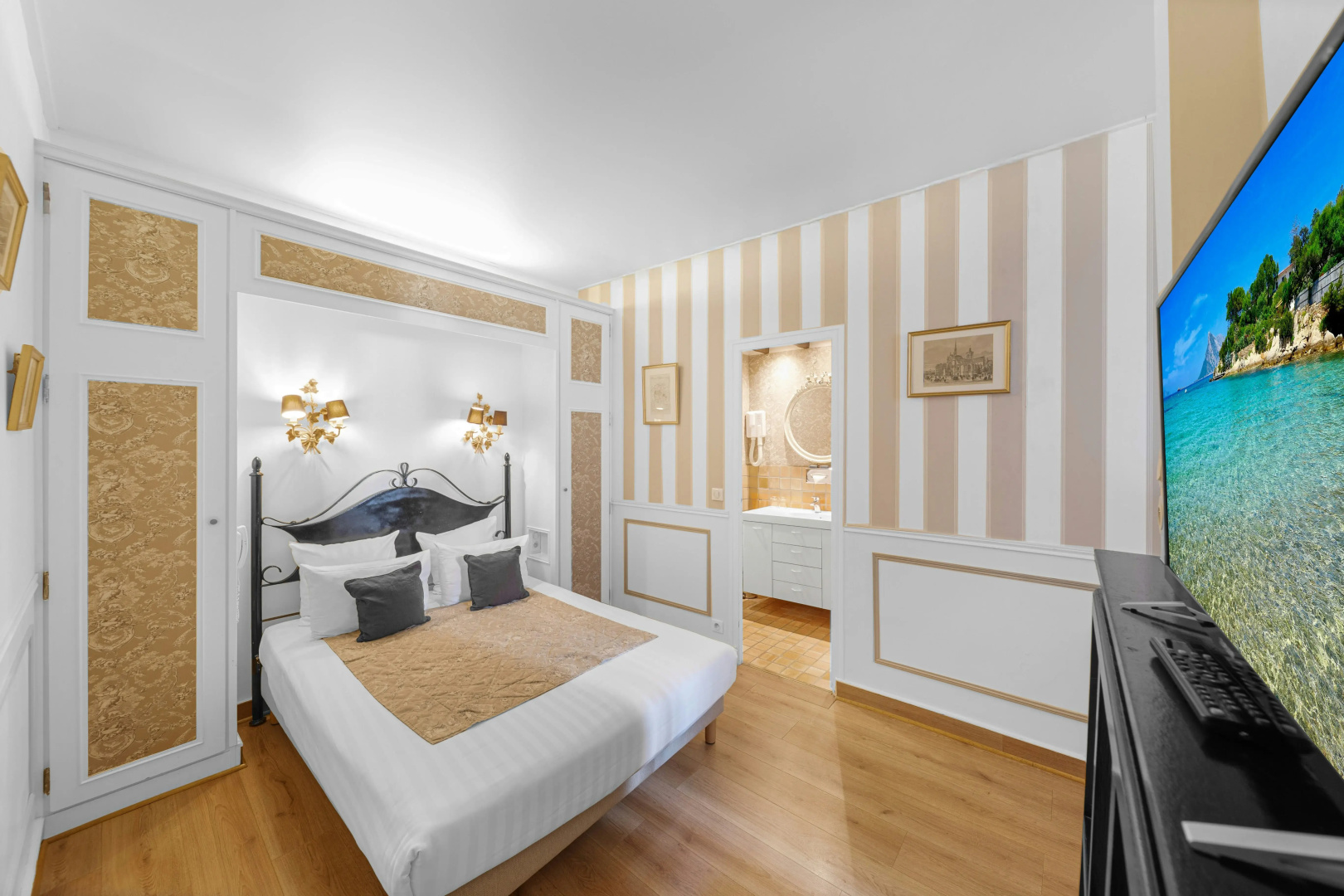 Photo - Hôtel de la Bretonnerie