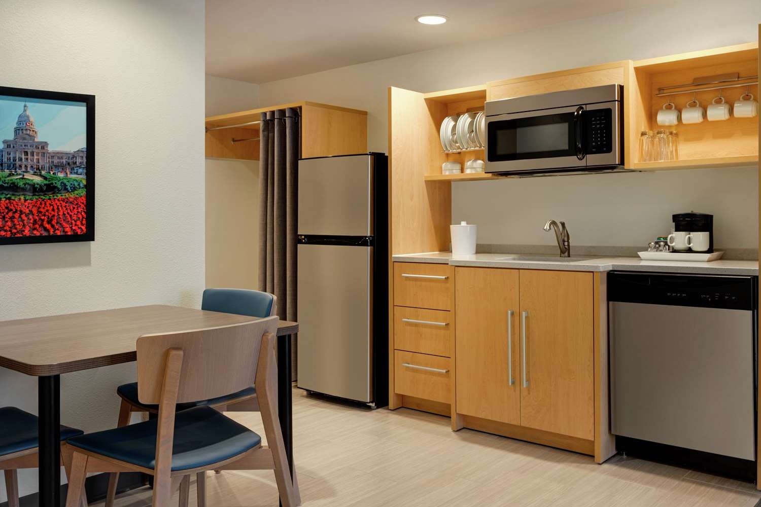 Photo - Home2 Suites by Hilton Austin North/Near the Domain