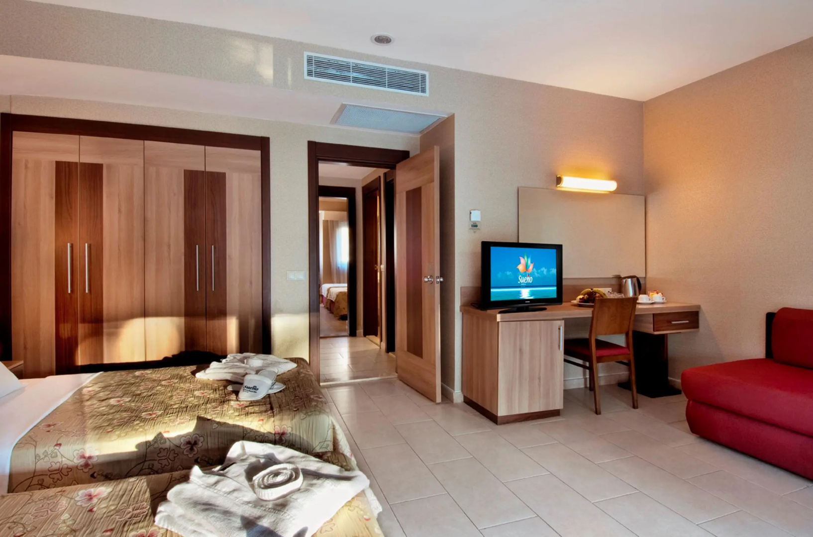 Photo - Sueno Hotels Beach Side