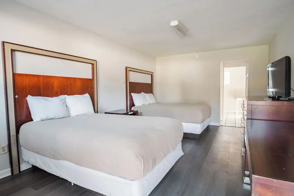 Photo - Thunderbird Motel