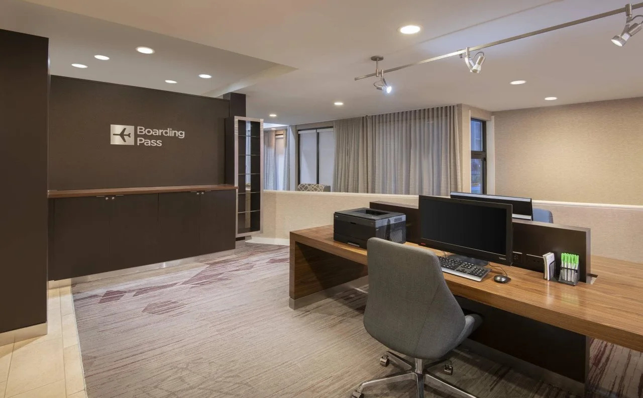 Photo - Courtyard by Marriott Savannah Midtown