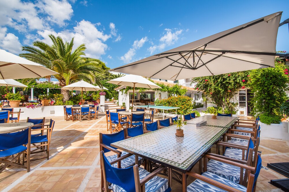 Photo - The Sea Club