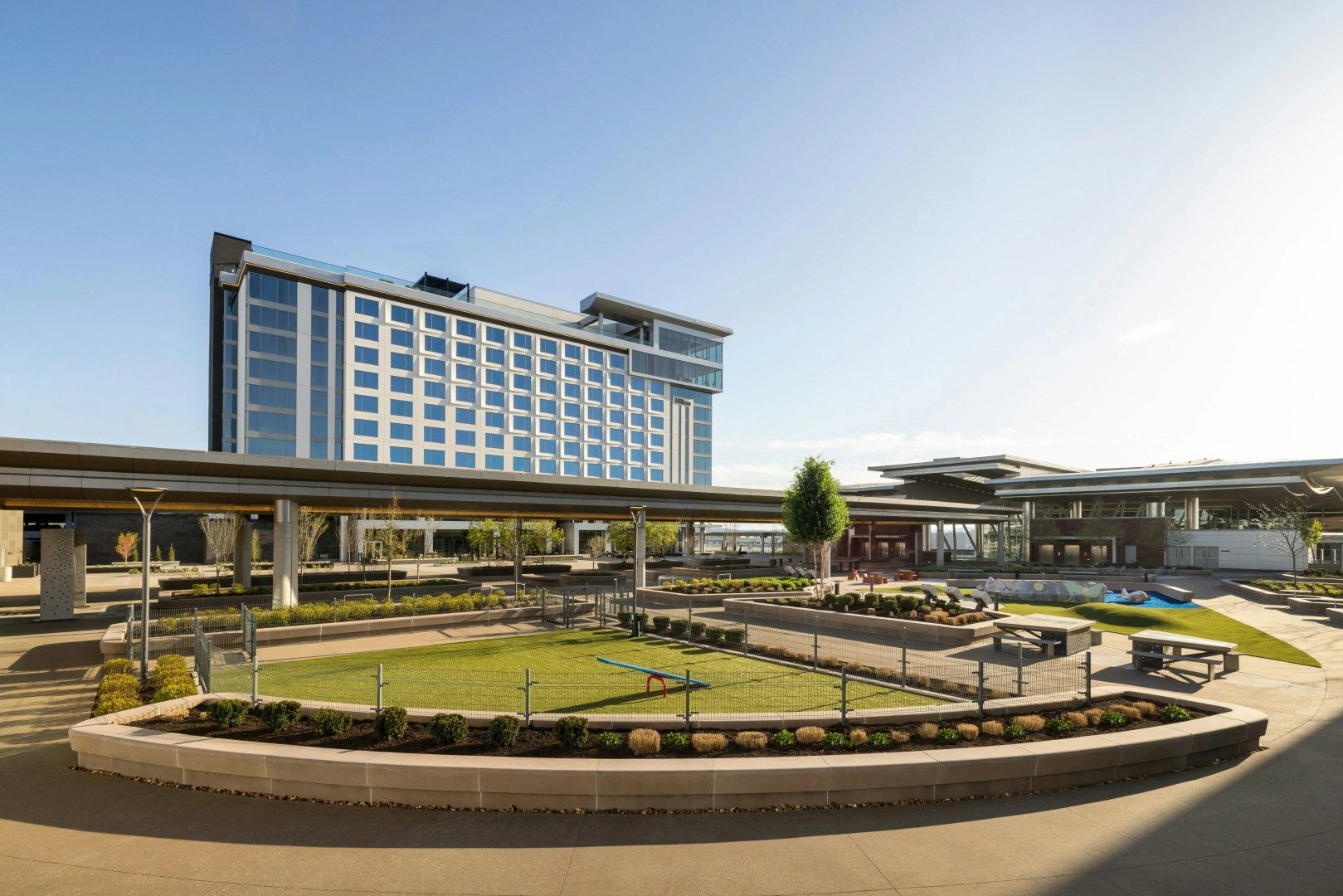 Foto - Hilton BNA Nashville Airport Terminal