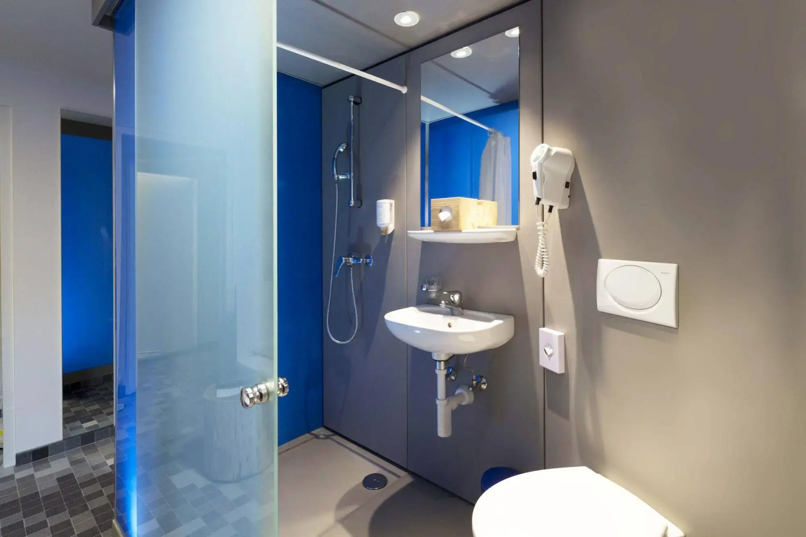 Photo - Fred Hotel Hauptbahnhof - Self Check-in