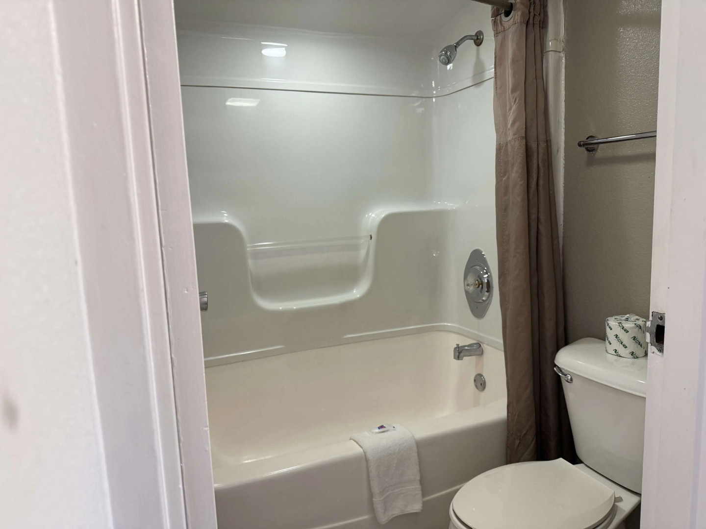 Foto - Motel 6-Joliet, IL - I-80