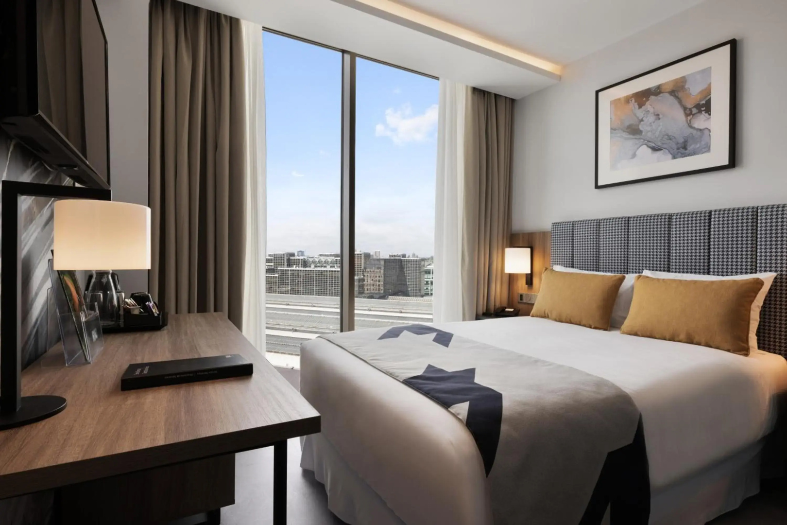 Photo - Riu Plaza London Victoria