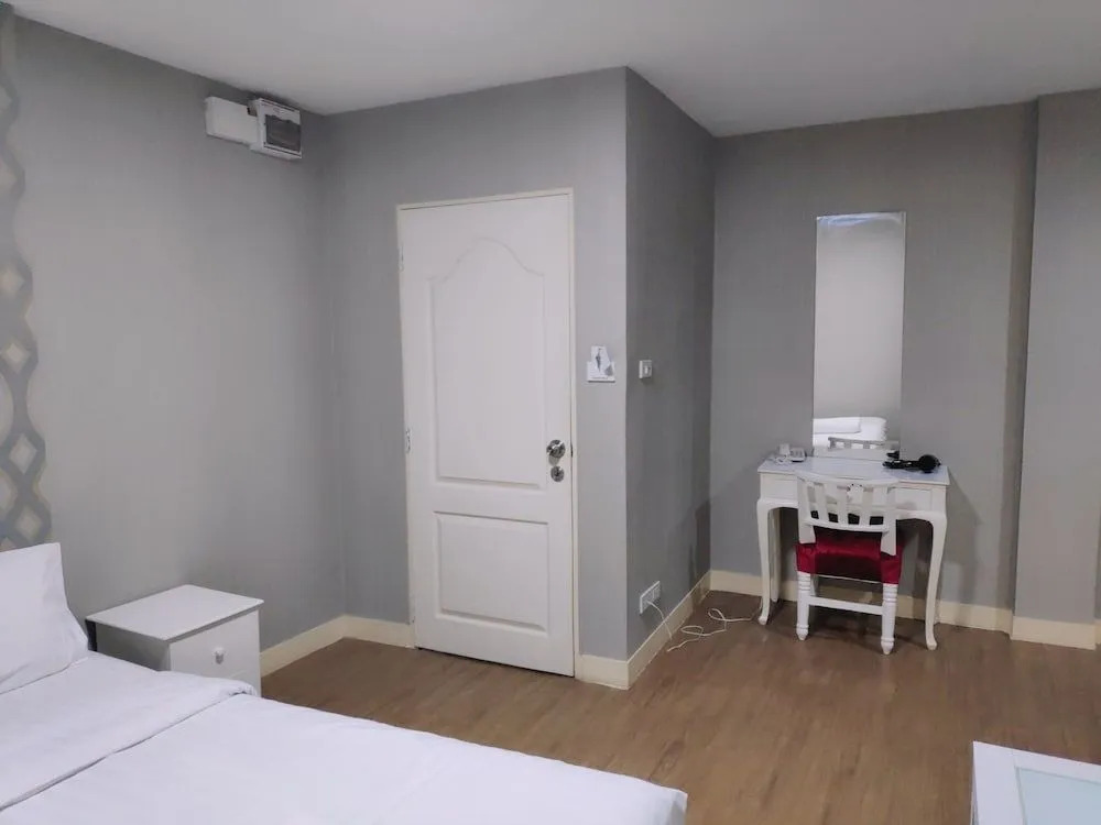 Foto - Tim Place - BTS Phra Khanong