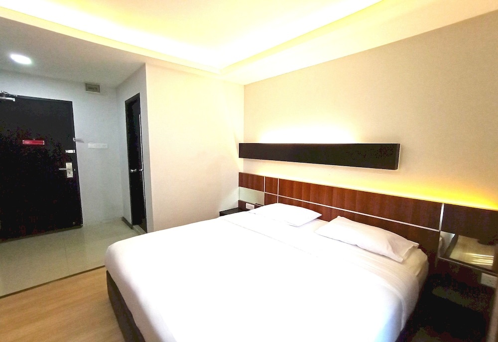 Hotel O Hi Inn