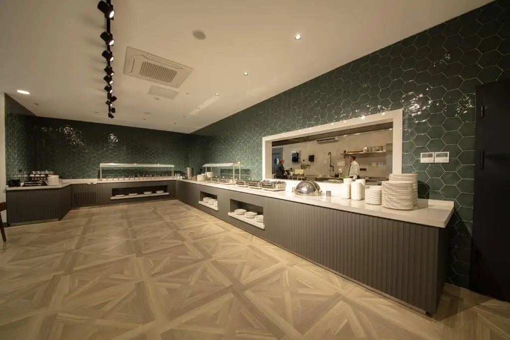 Photo - V Center Hotel