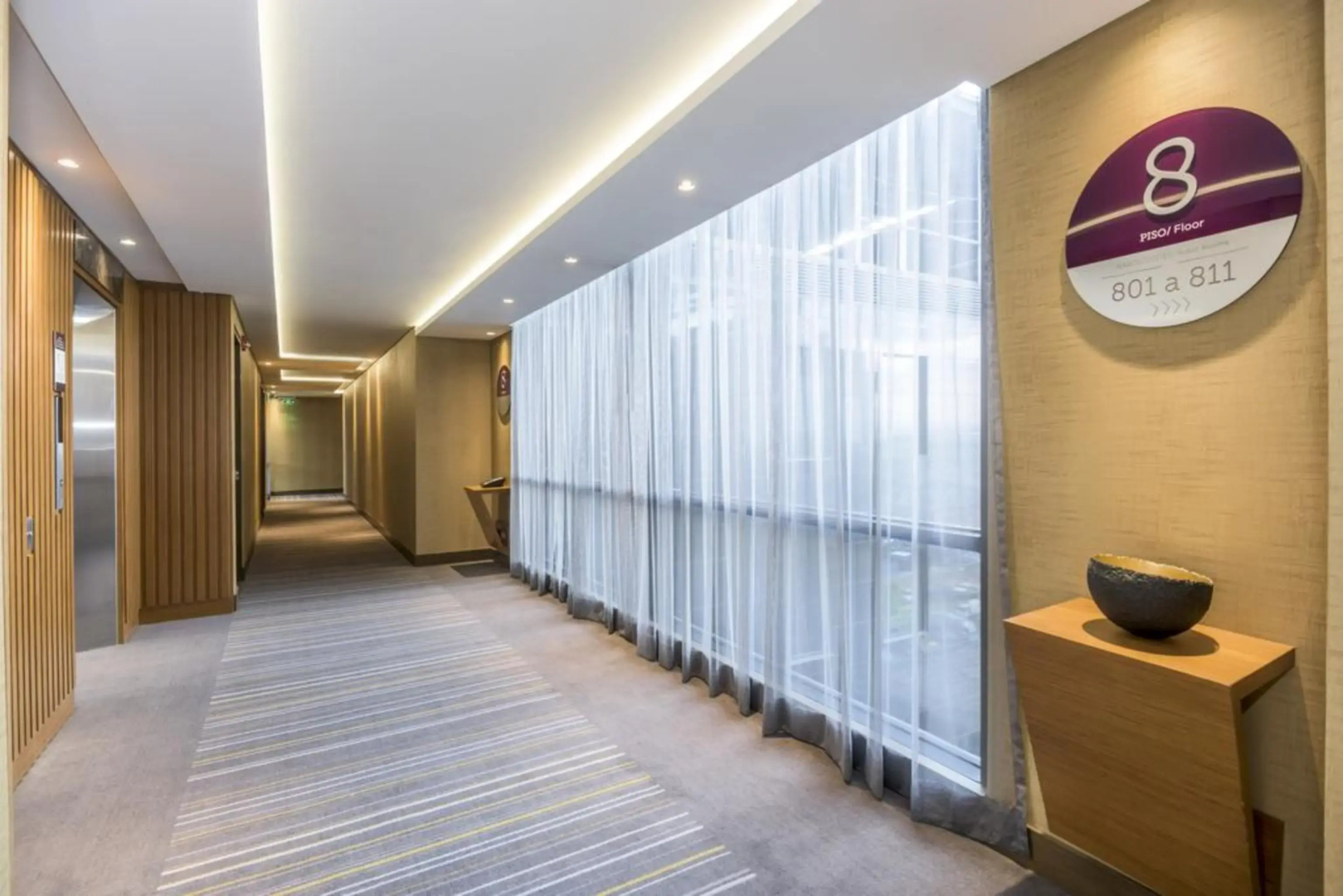 Foto - Courtyard by Marriott Bogota Airport