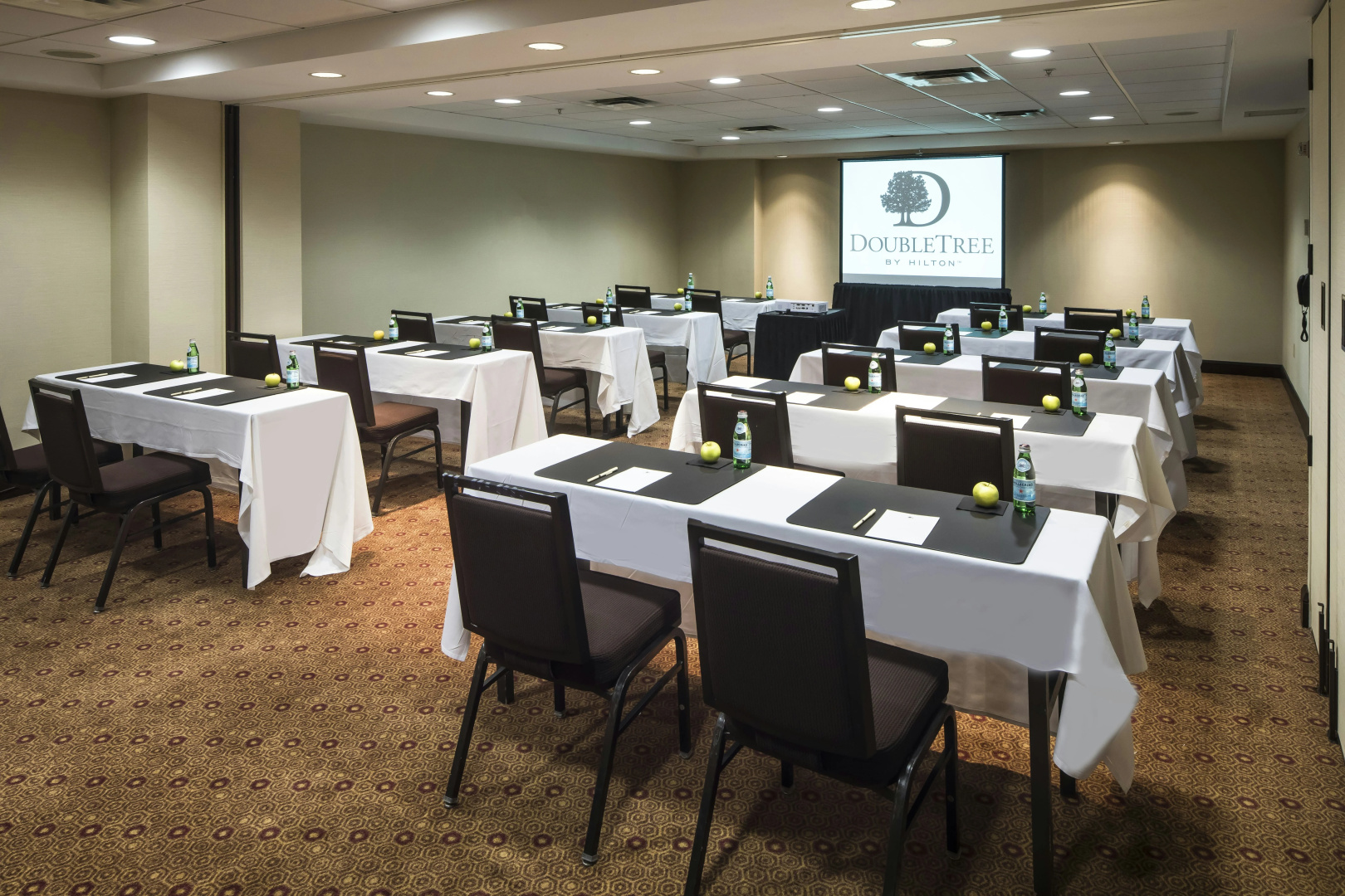 Photo - DoubleTree by Hilton Hotel & Suites Pittsburgh Downtown