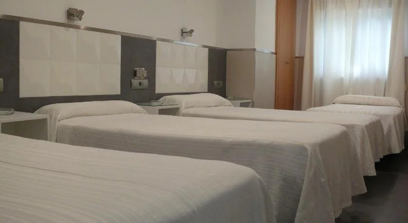 Photo - Hostal La Hispanidad